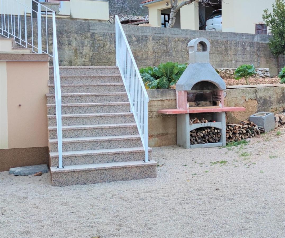 Apartment Laurus Salatić Esterno foto
